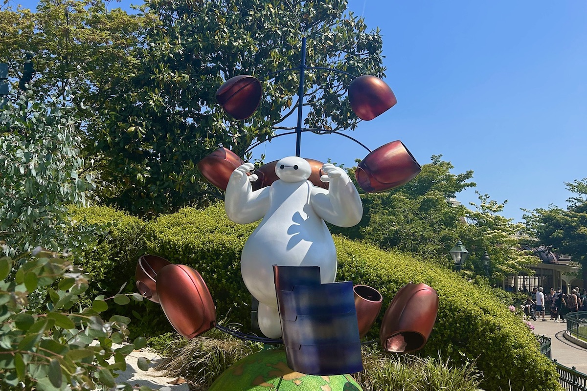 Disneyland Paris Baymax Art