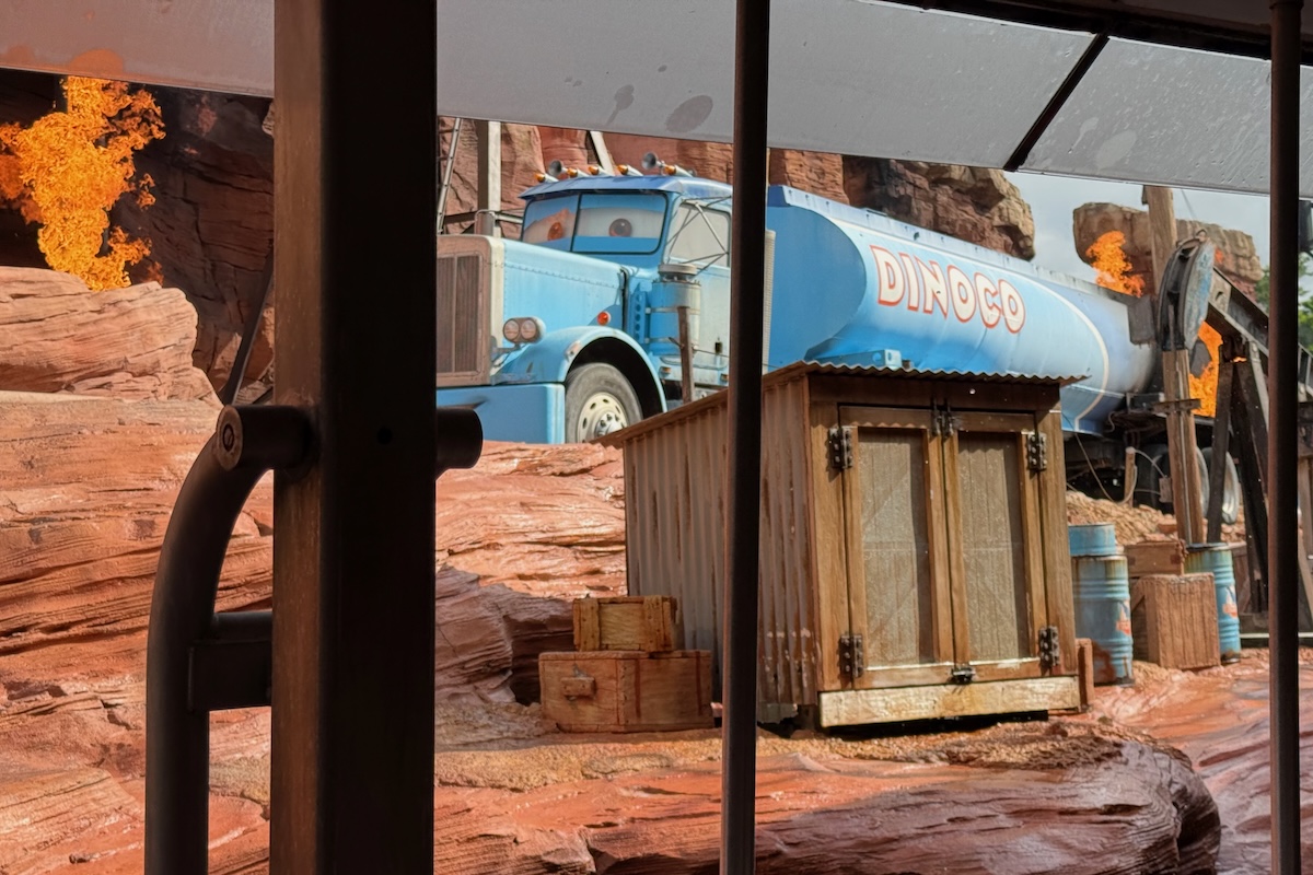 Disney Studios Paris Cars Road Trip Tanker