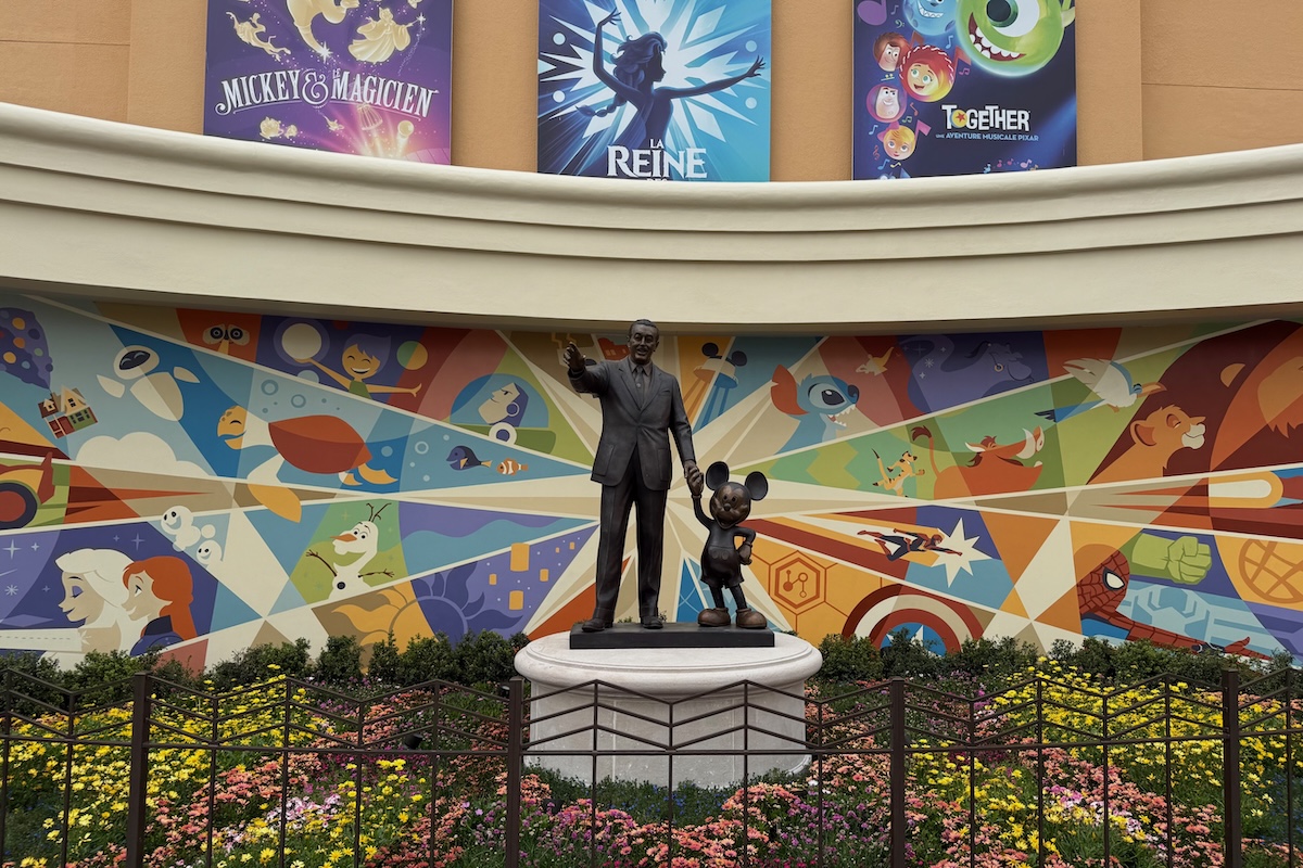 Disney Studios Paris World Premiere Rear