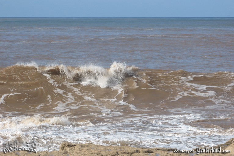 Polluted Ko Olina beach