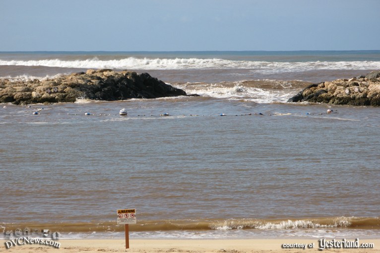 Polluted Ko Olina beach