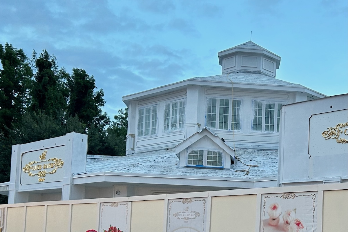 Disneys BoardWalk Cake Bake Shop Construction 2024 07 09b