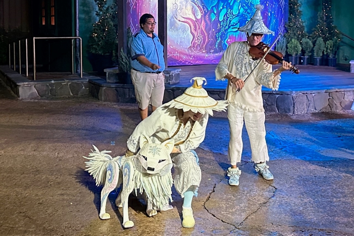 Moonlight Magic Animal Kingdom 2023e