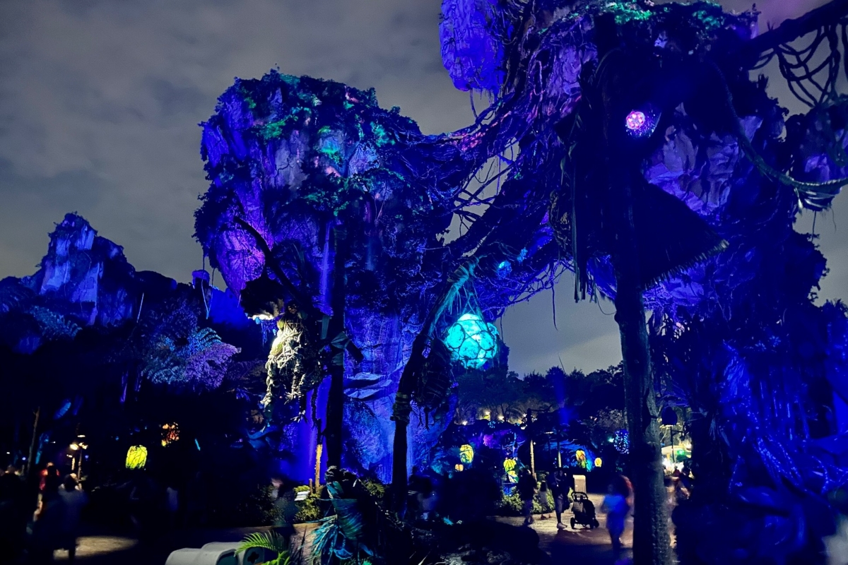 Moonlight Magic Animal Kingdom 2023g