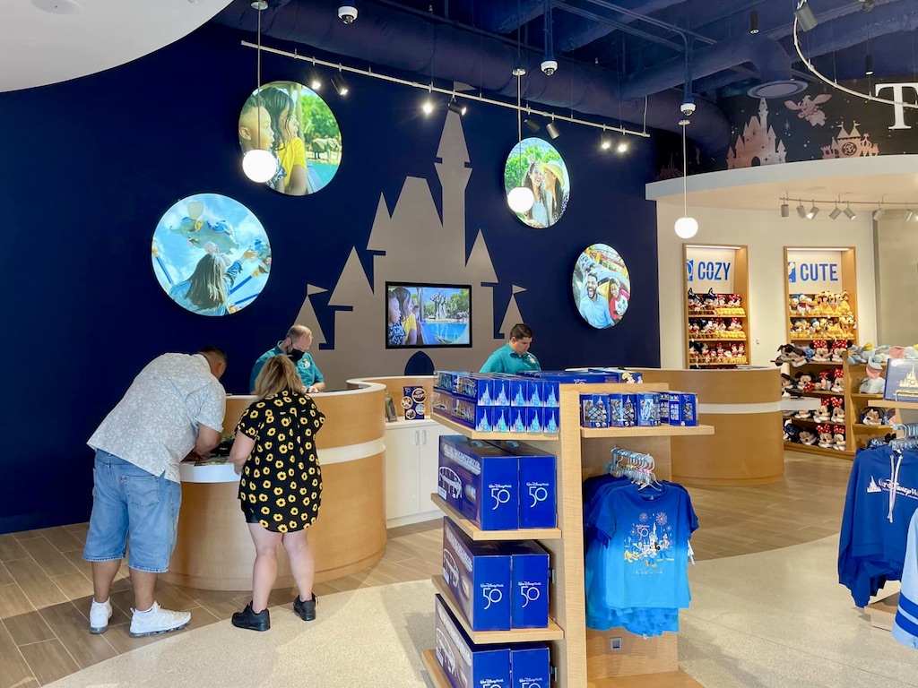 Disney Store International Drive