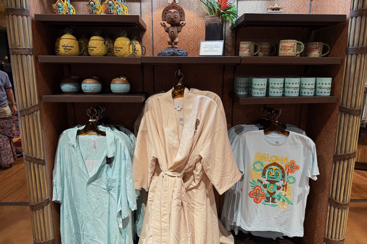 Disneys Polynesian Villas Merchandise 202609e