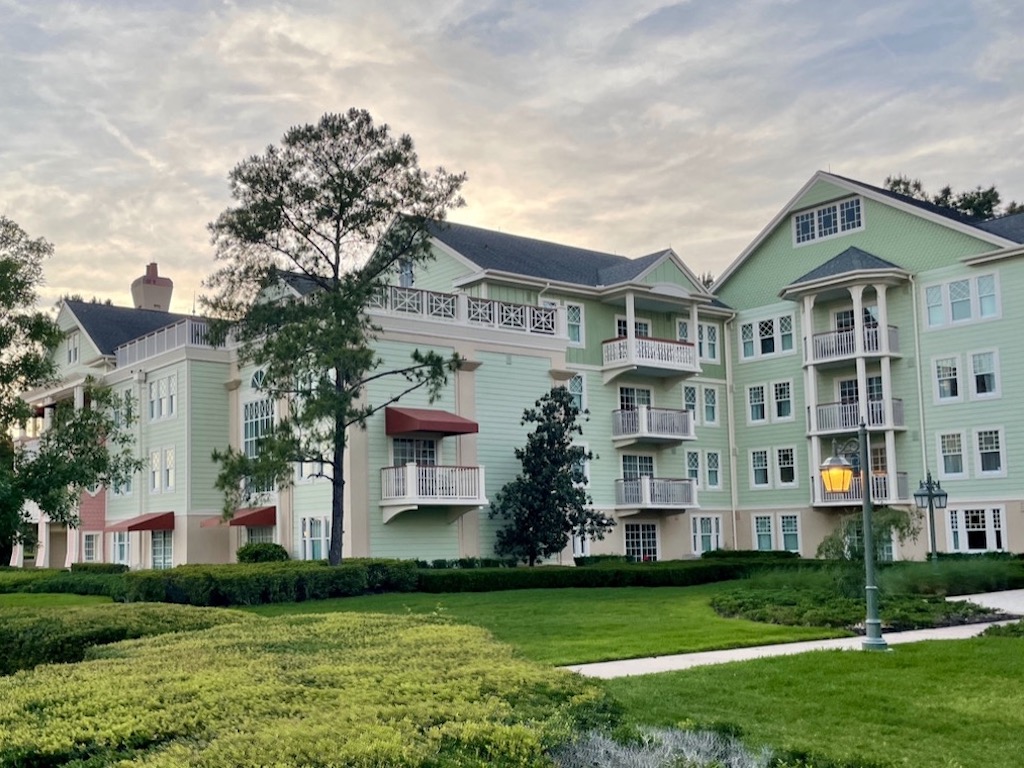 Disney's Saratoga Springs Resort & Spa