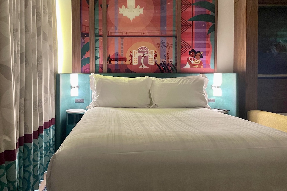 Villas at Disneyland Hotel One Bedroom King Bed